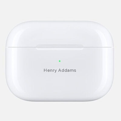 Гравіювання на AirPods від Apple