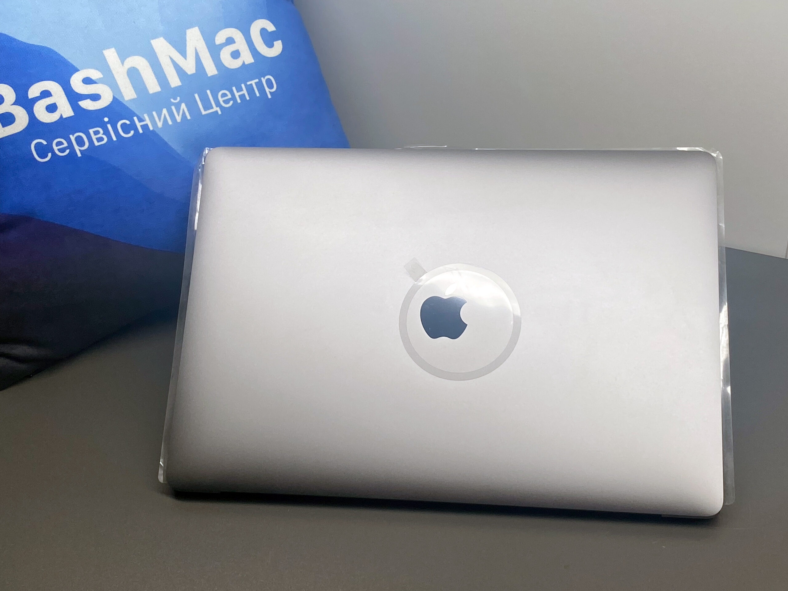 Дисплей у зборі на MacBook Pro 2016-2017 | MAC Україна